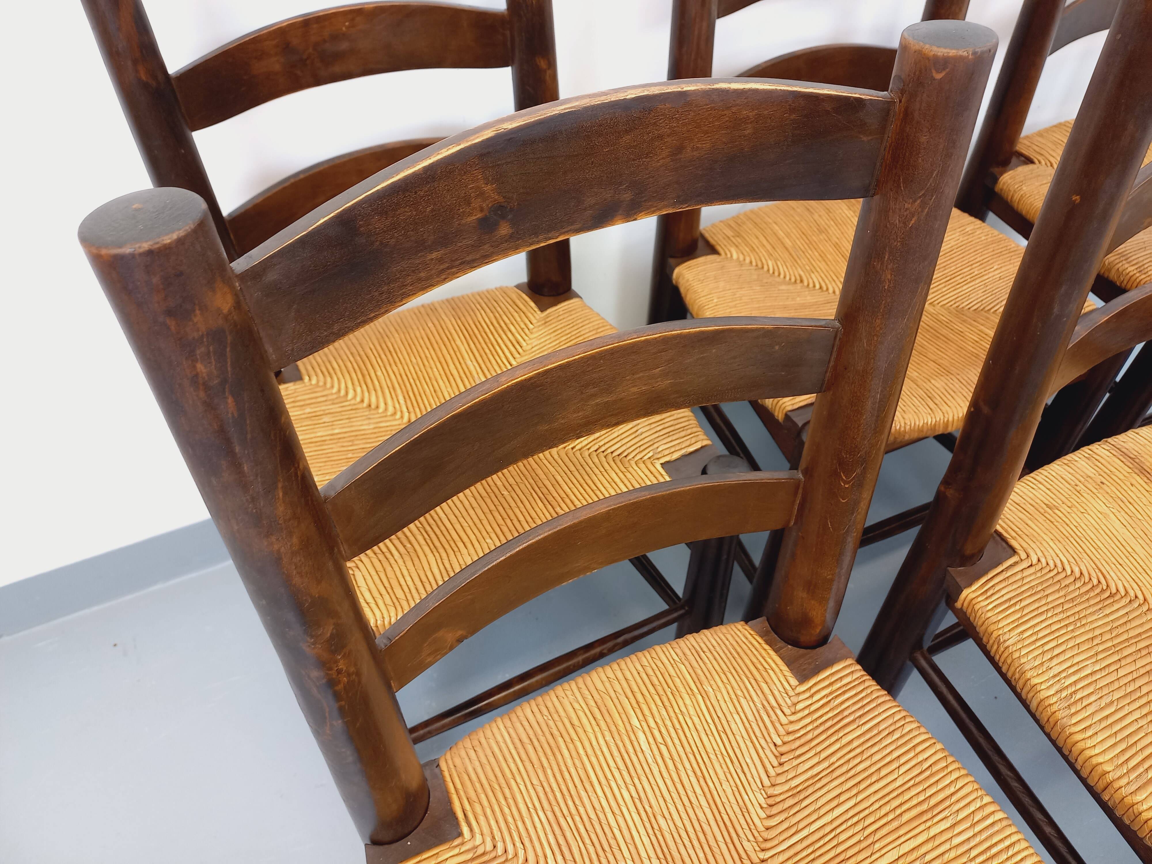 Set of 6 vintage brutalist chairs by Georges Robert in straw wood from the 1960s.