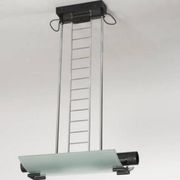 Suspension en métal et verre dépoli