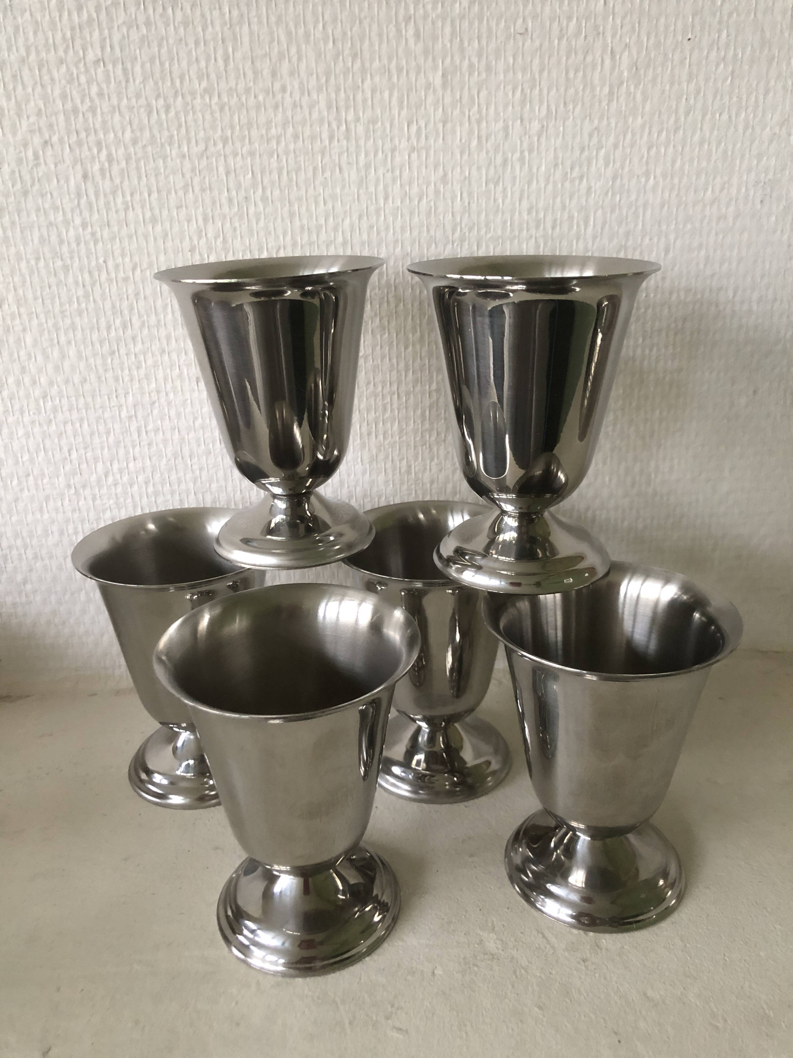 Set of 6 stainless steel bowls