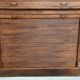 Armoire à rideaux en chêne massif, circa 1930