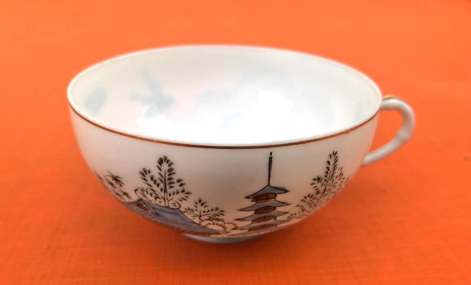Cup/Saucer, Fine Porcelain, Japanese-Style Decor
