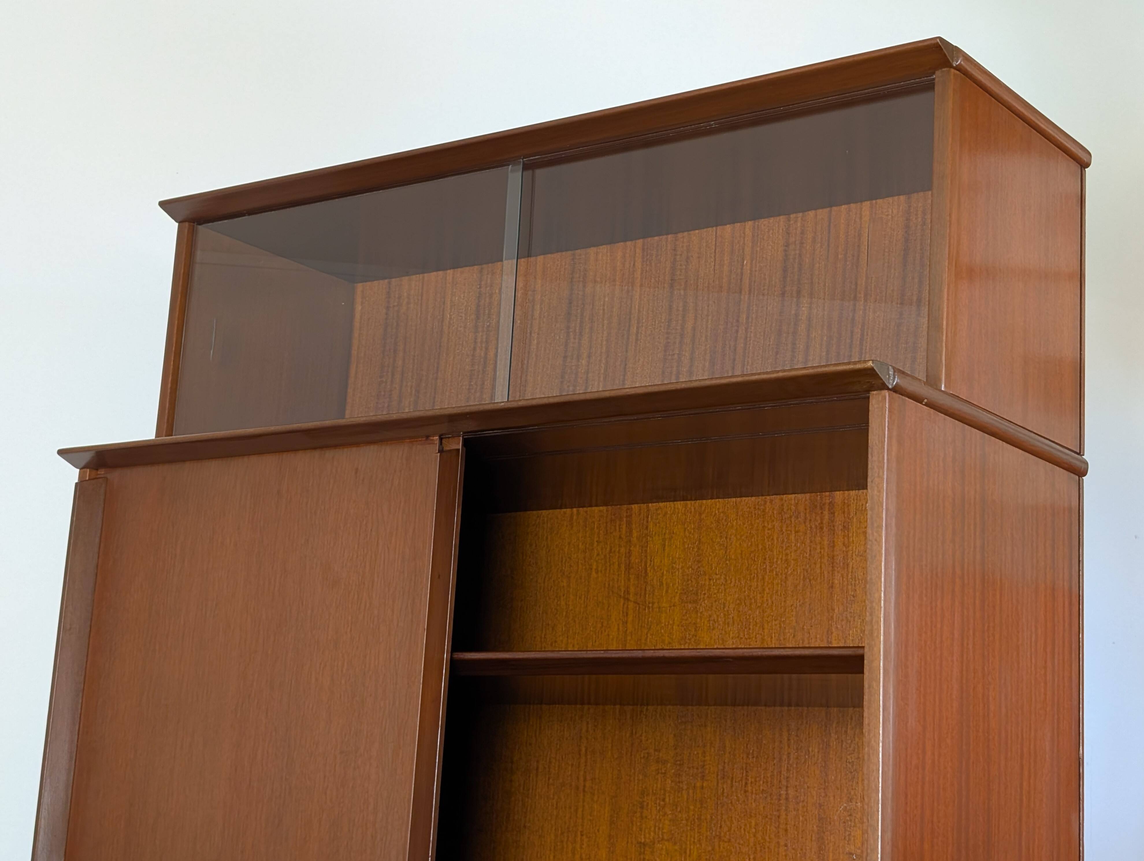 Oscar sideboard/display cabinet