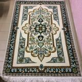 Handmade Tunisian rug - 181x124 cm