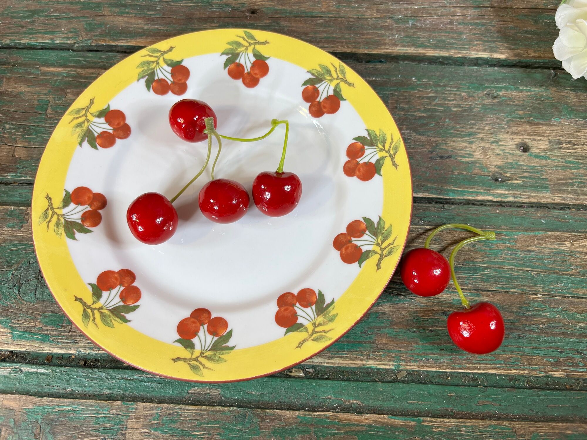6 dessert plates vintage cherry Limoges porcelain