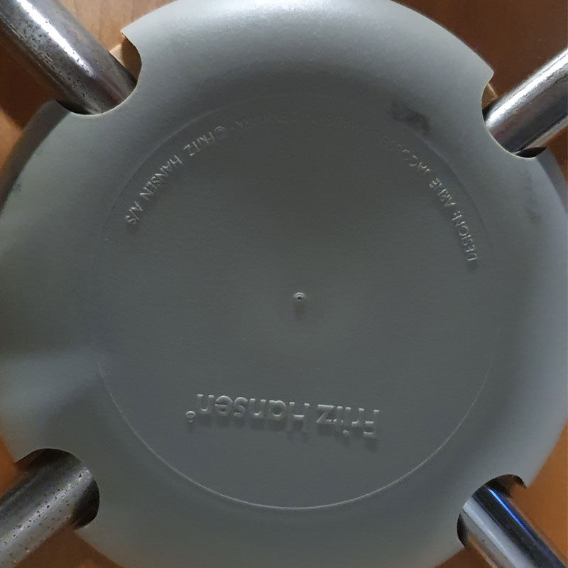 Series 7 chair by Arne Jacobsen for Fritz Hansen