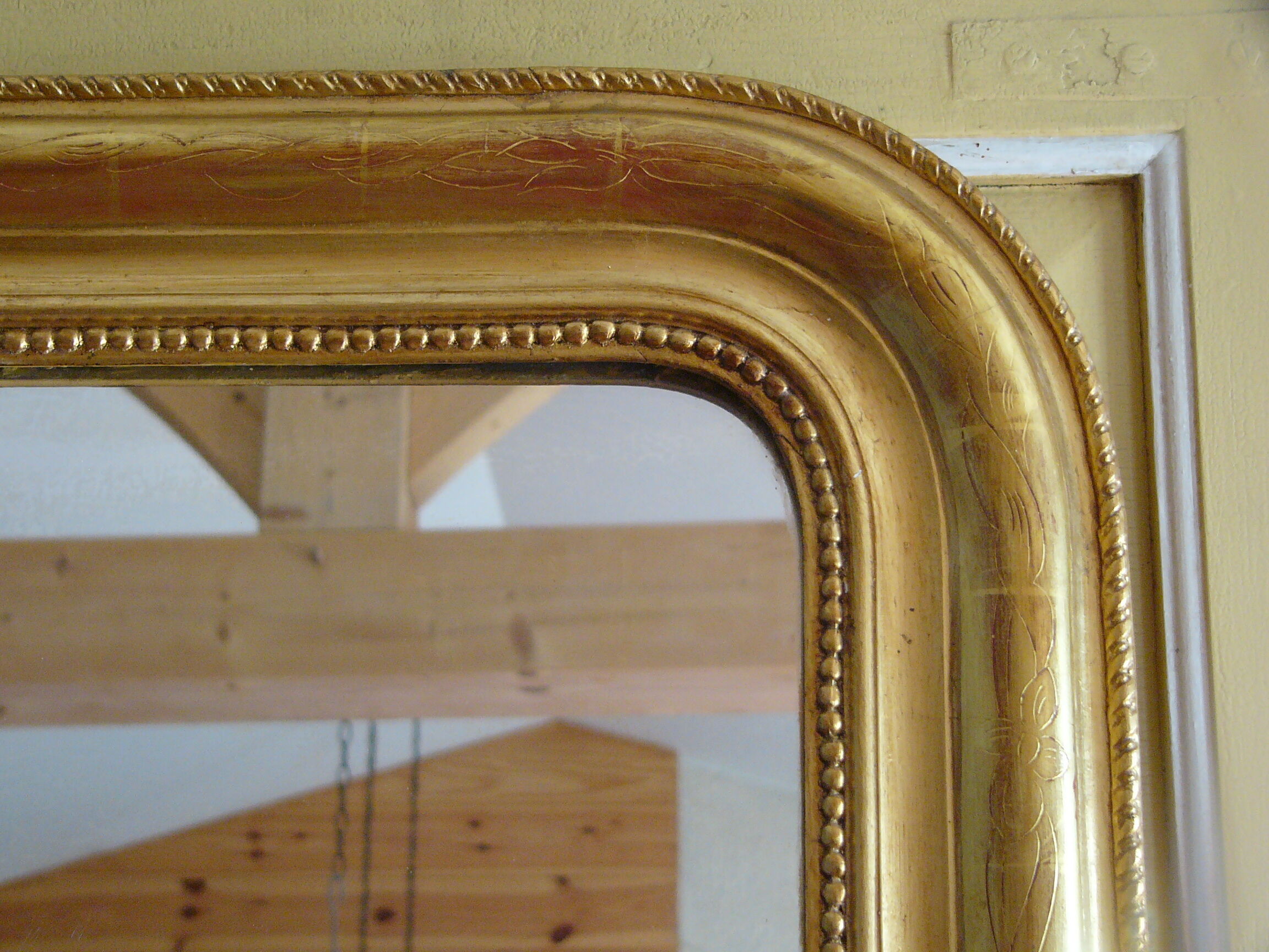 Golden mirror 140x83cm