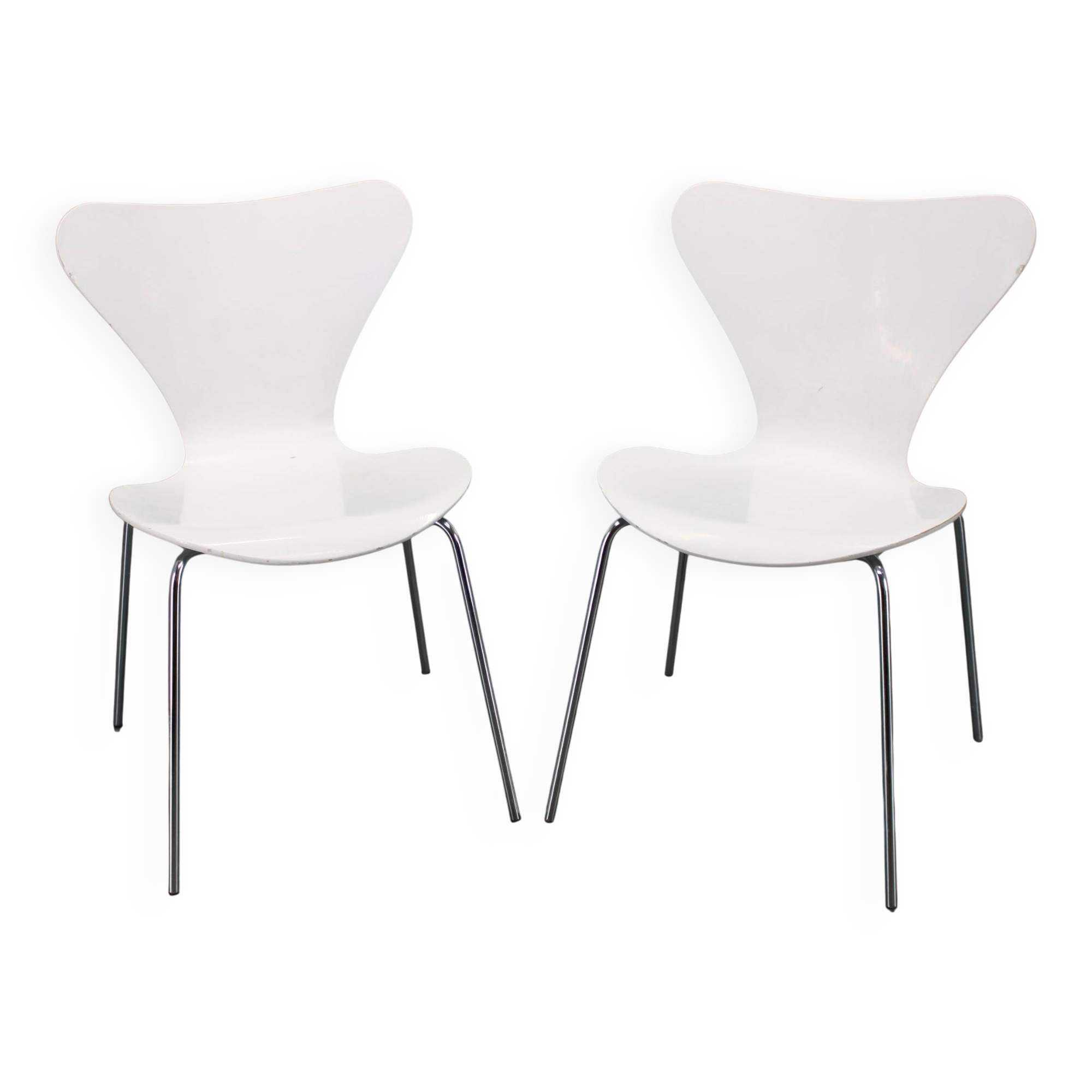 Pair of Series 7 chairs by Fritz Hansen, Denmark, 1970s