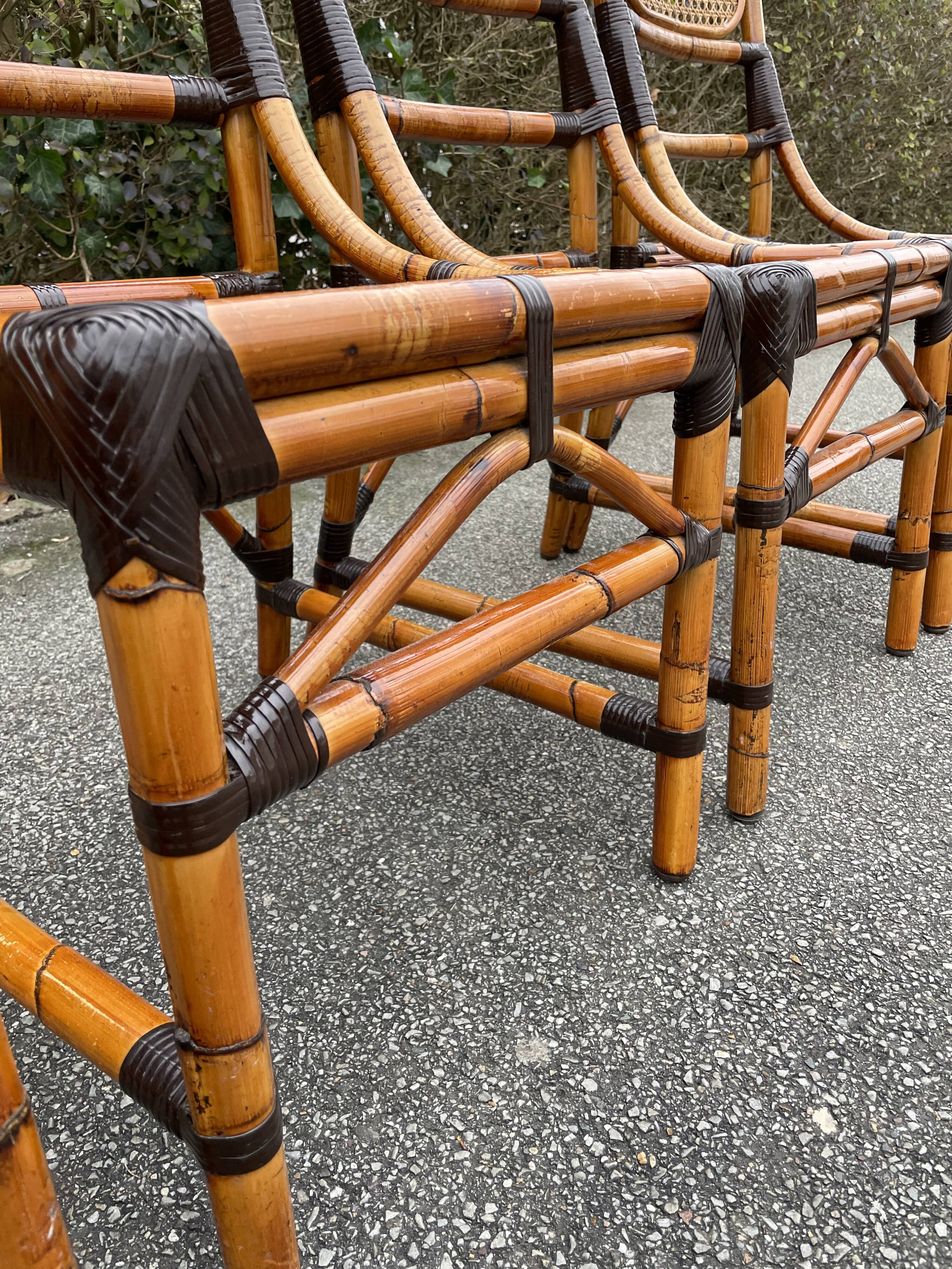 4 chaises en bambou et cannage