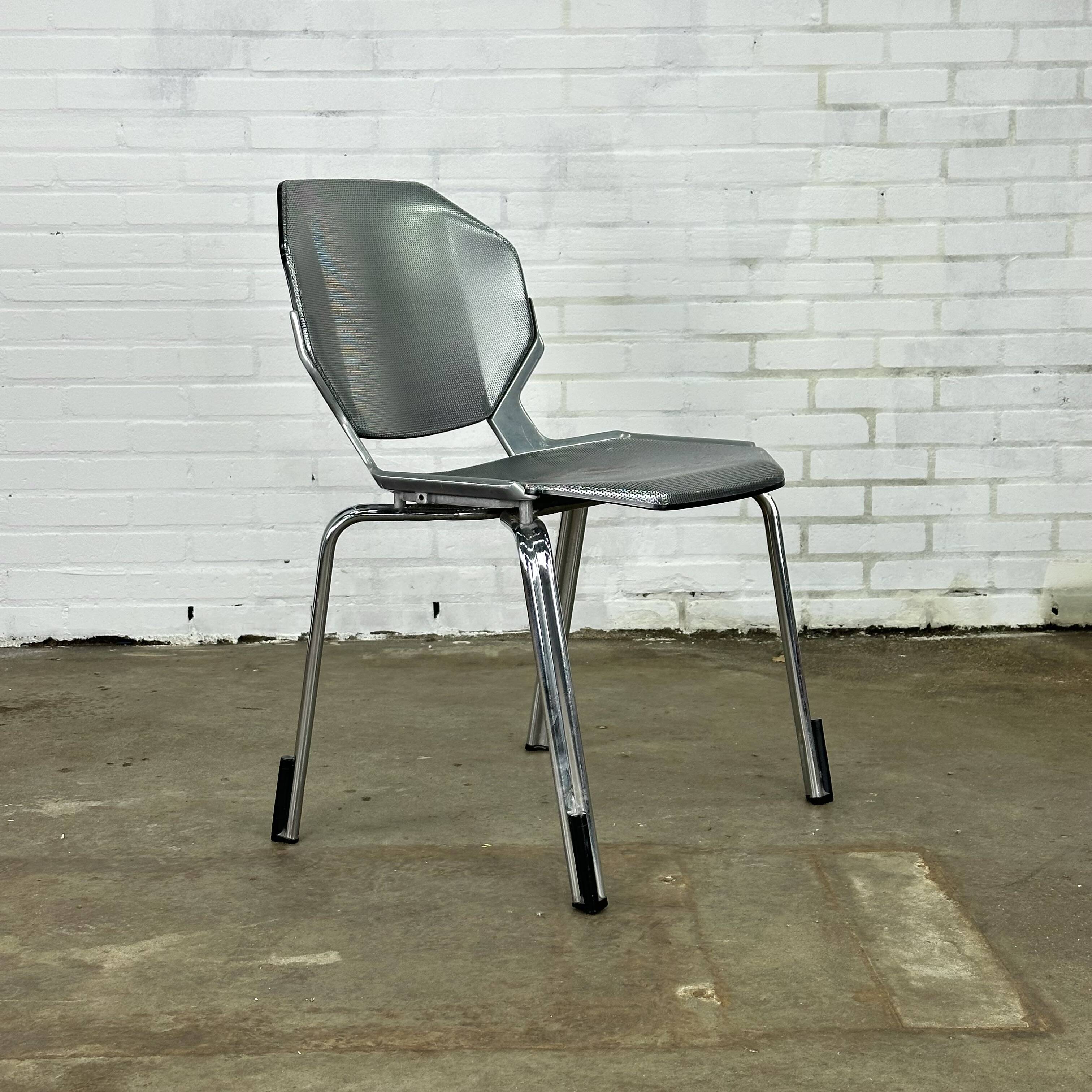 Metal space age stool Fröscher Sitform