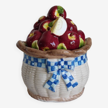 Slush pot basket of apples