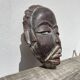 Masque africain minimaliste