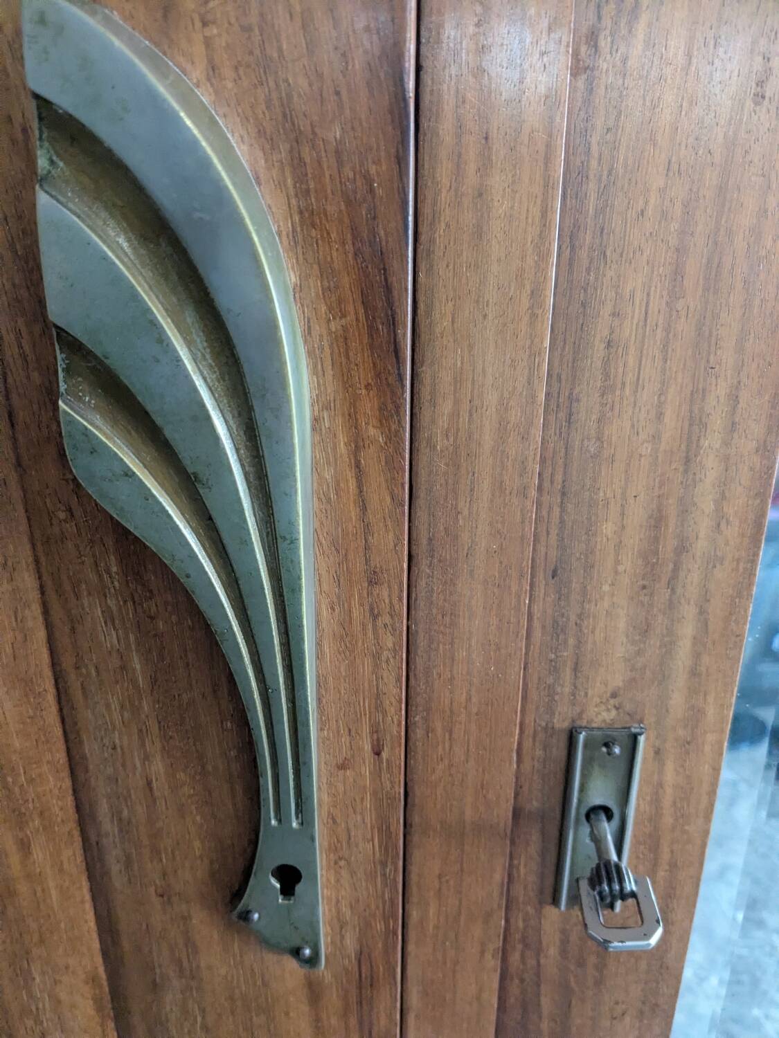 Wardrobe with mirror