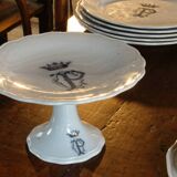 English earthenware service, CP monogram, ducal crown, 109 pieces