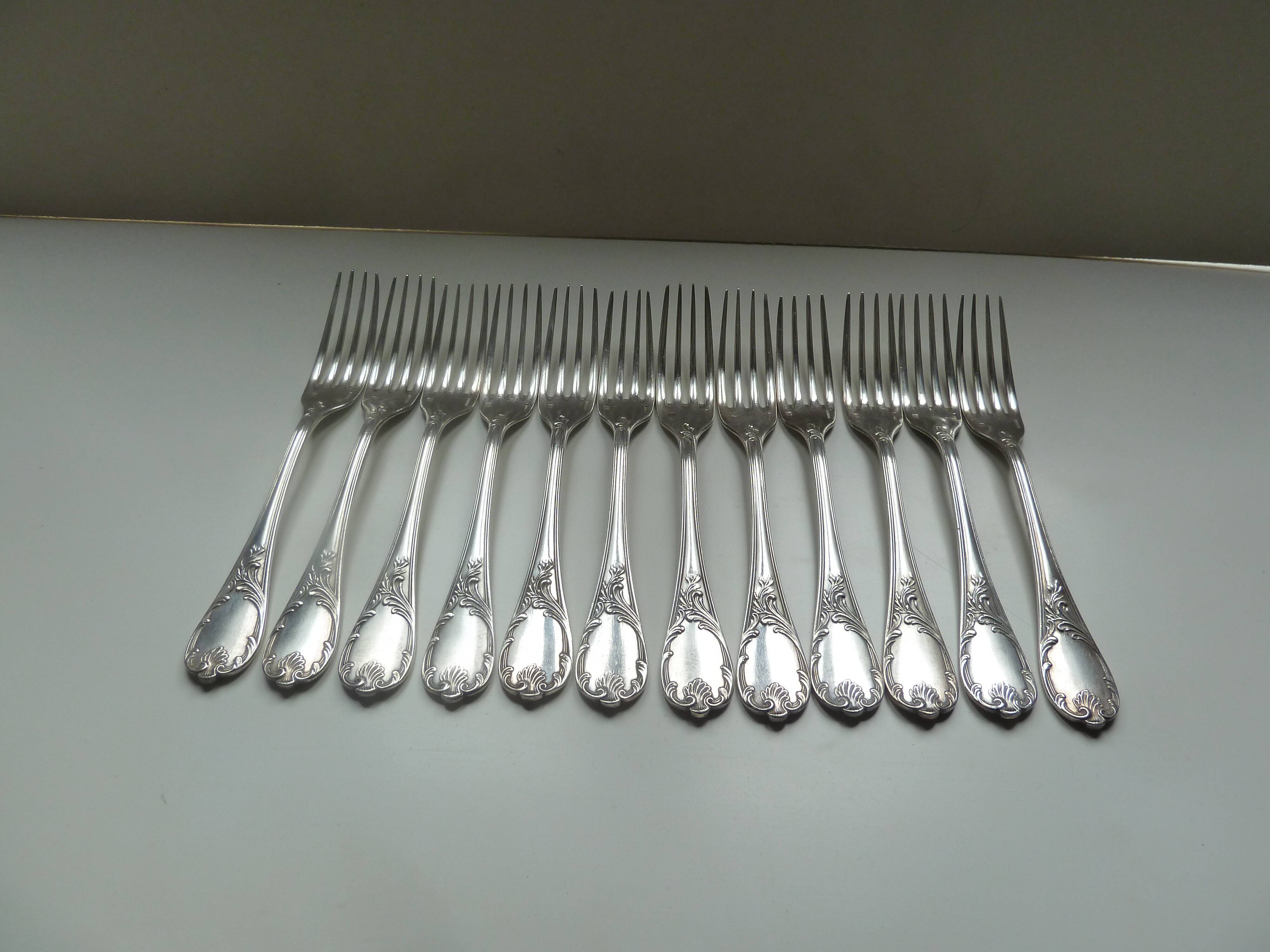 Lot 12 old silver metal forks Christofle Marly model floral decoration