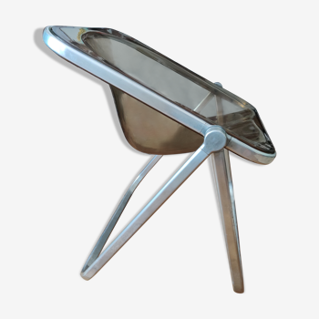 Giancarlo Piretti's "Plona" folding chair for Castelli