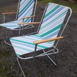 Pair of folding chairs 70