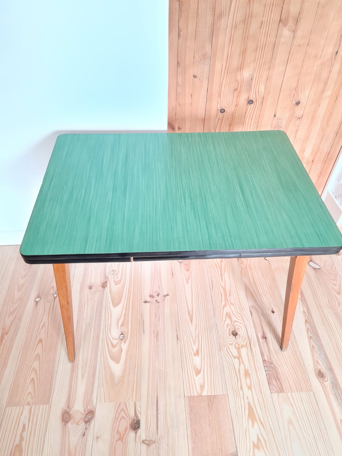 Kitchen table formica and wood