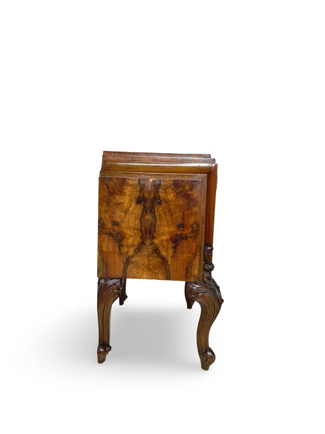 Italian nightstands from the 1930s