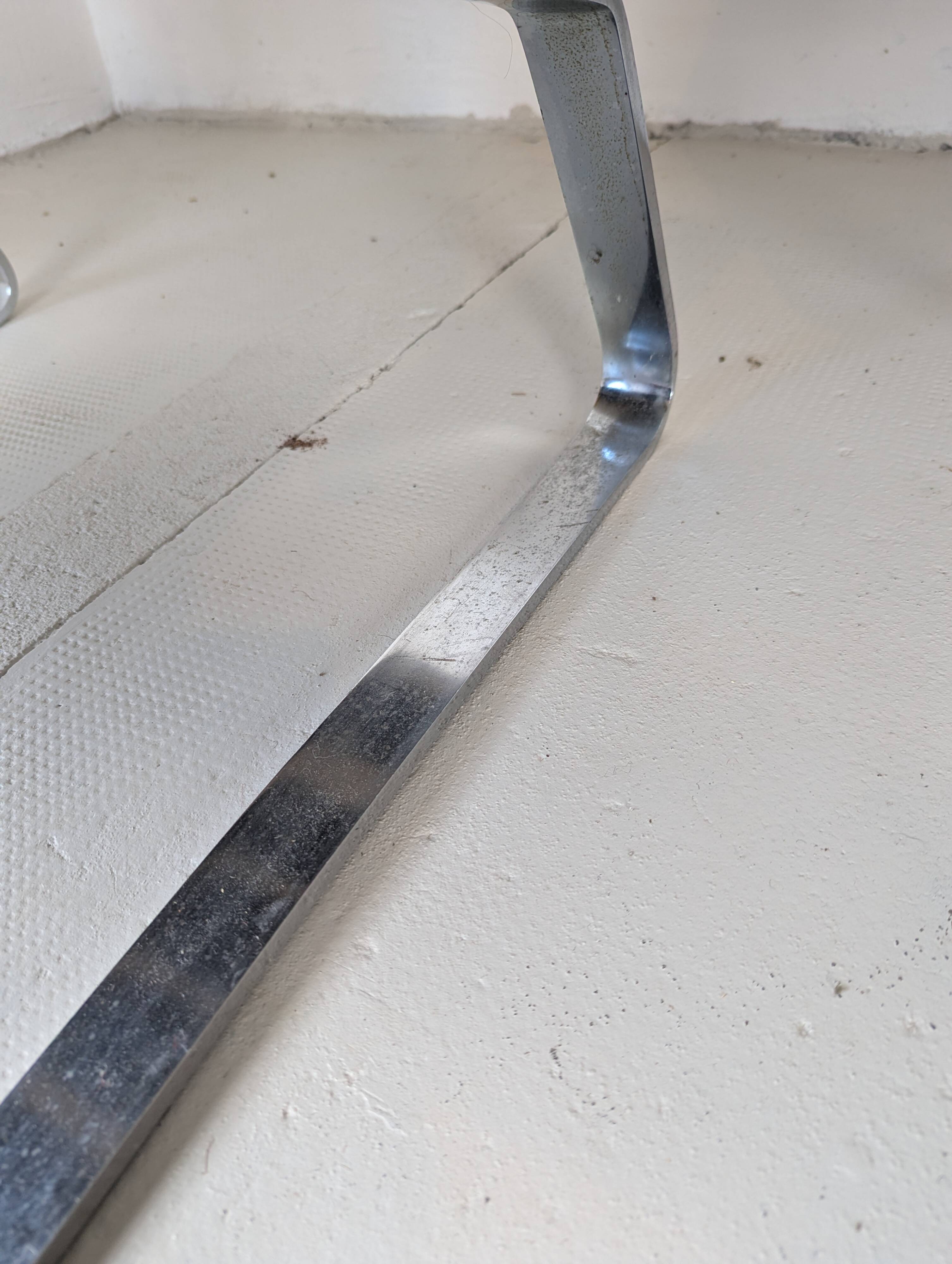 Pair of modernist armchairs by Reinhold Adolf for COR, 1970.