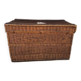 Rattan trunk 1900
