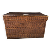 Rattan trunk 1900