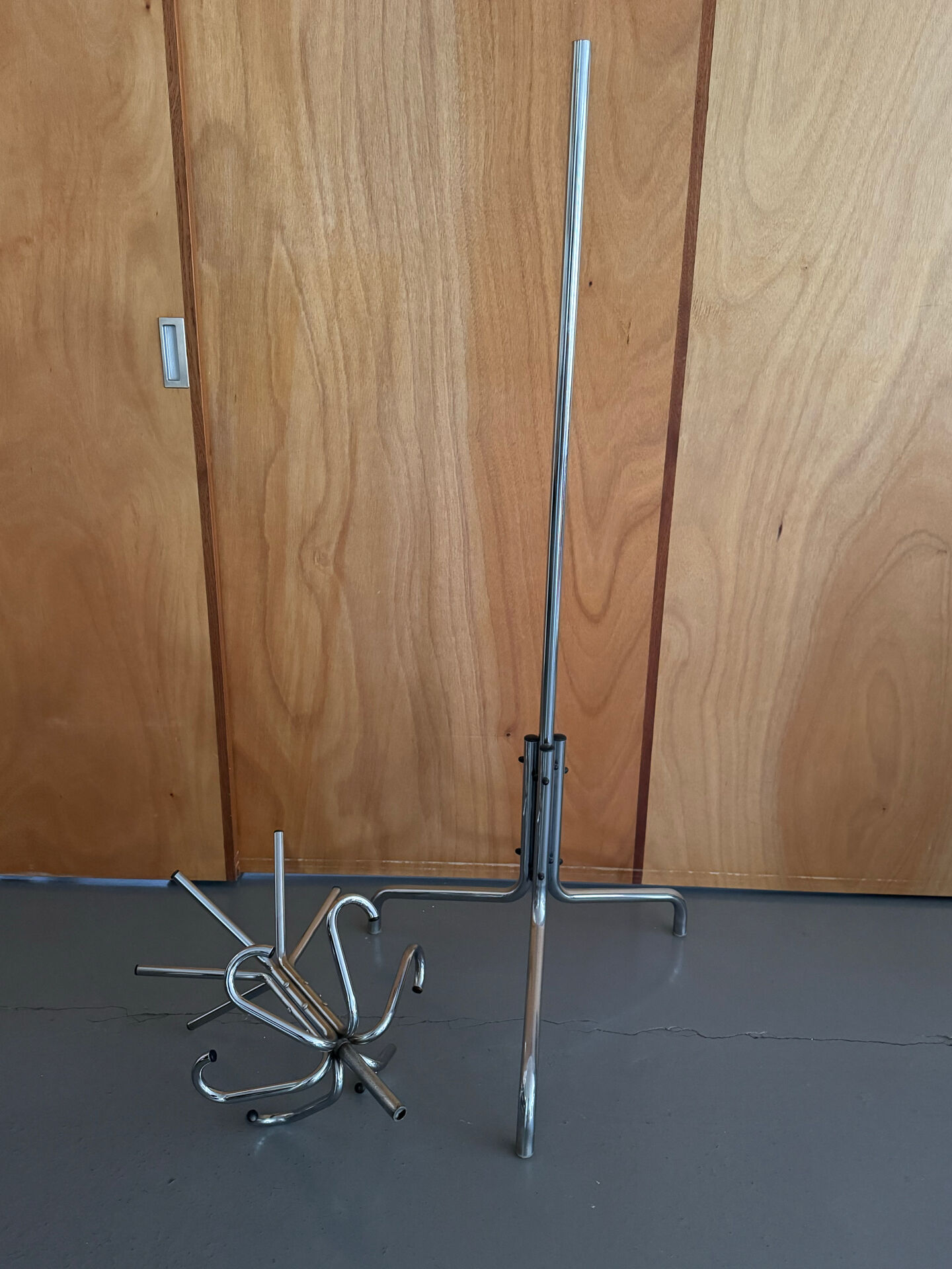 Portemanteau perroquet métal chromé