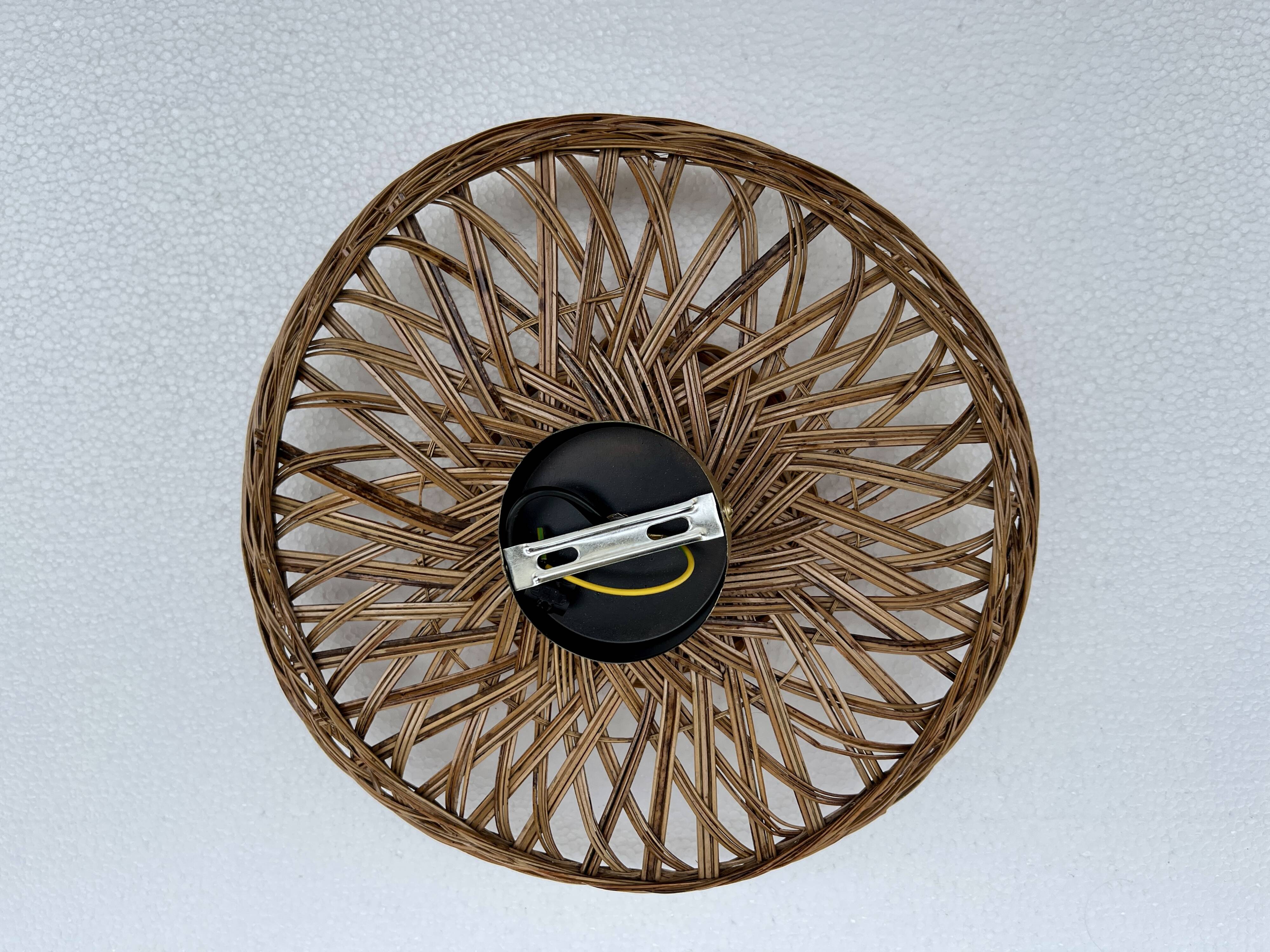 Vintage rattan basket wicker wall light 32 cm
