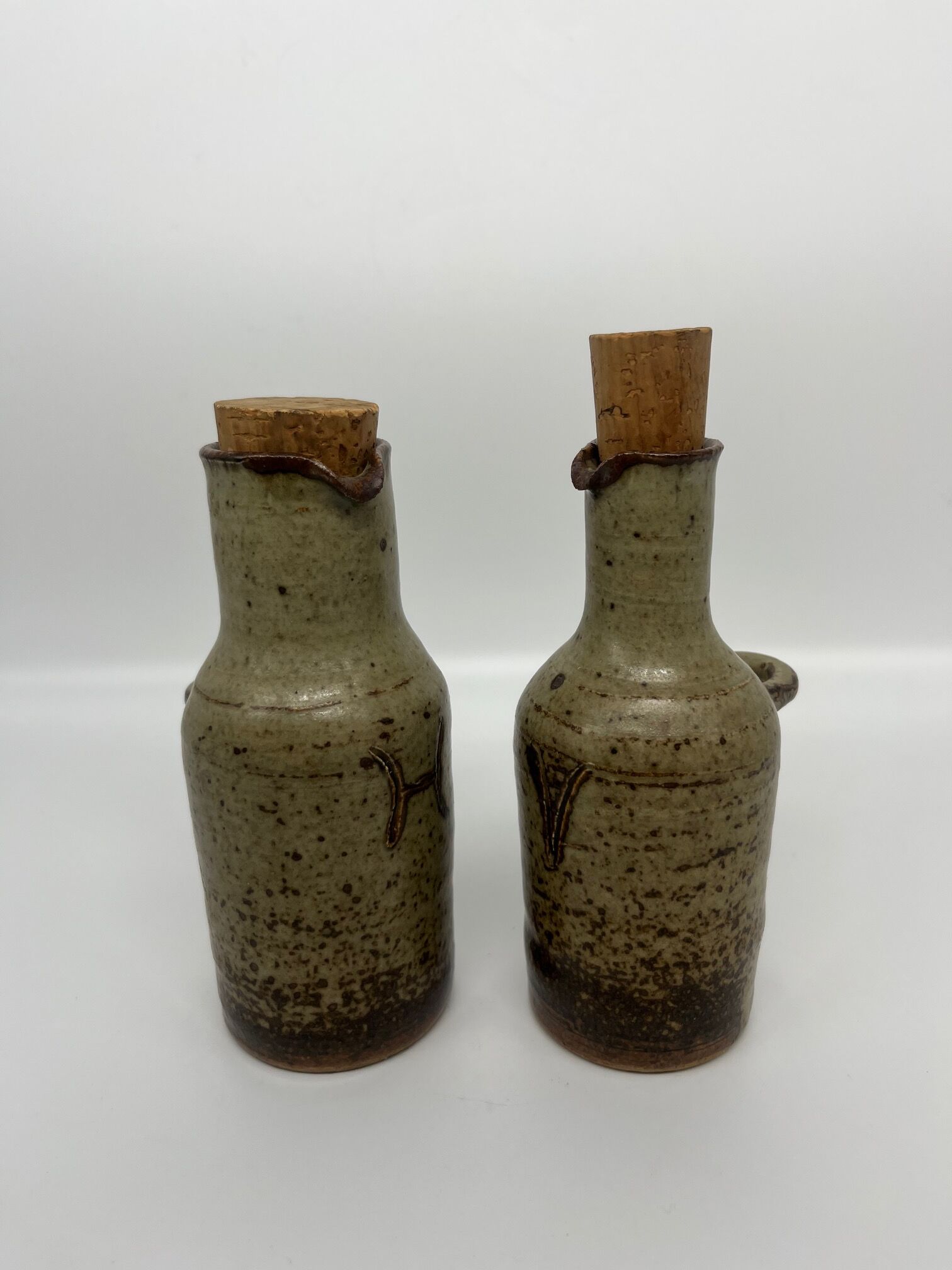 Huilier er vinaigrier le cep