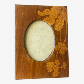 Art nouveau wooden picture frame with intarsia wood measurements 20 cm x 14.5 cm