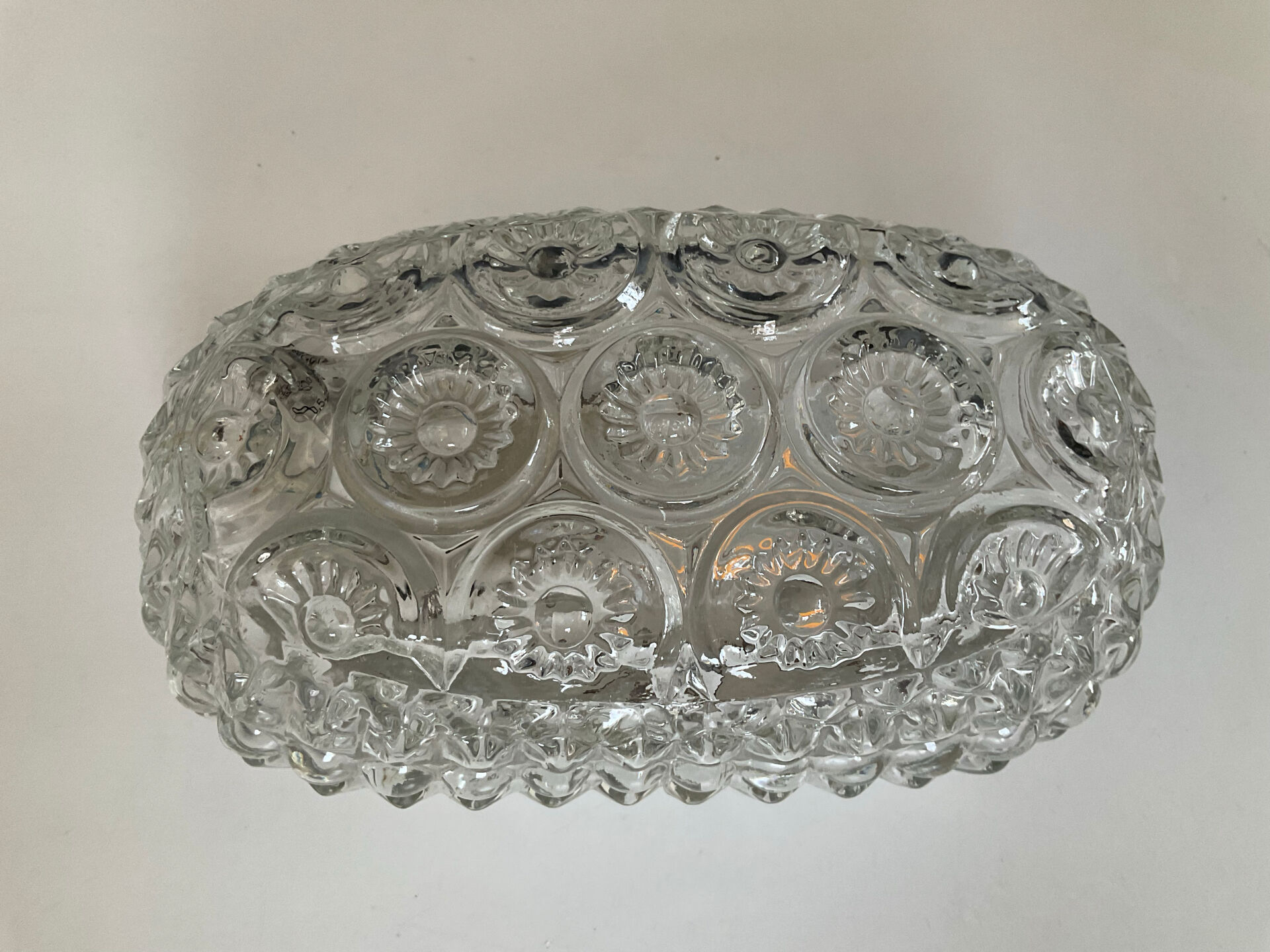Vintage wall light Marguerite moulded glass