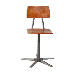 Chaise d'atelier style