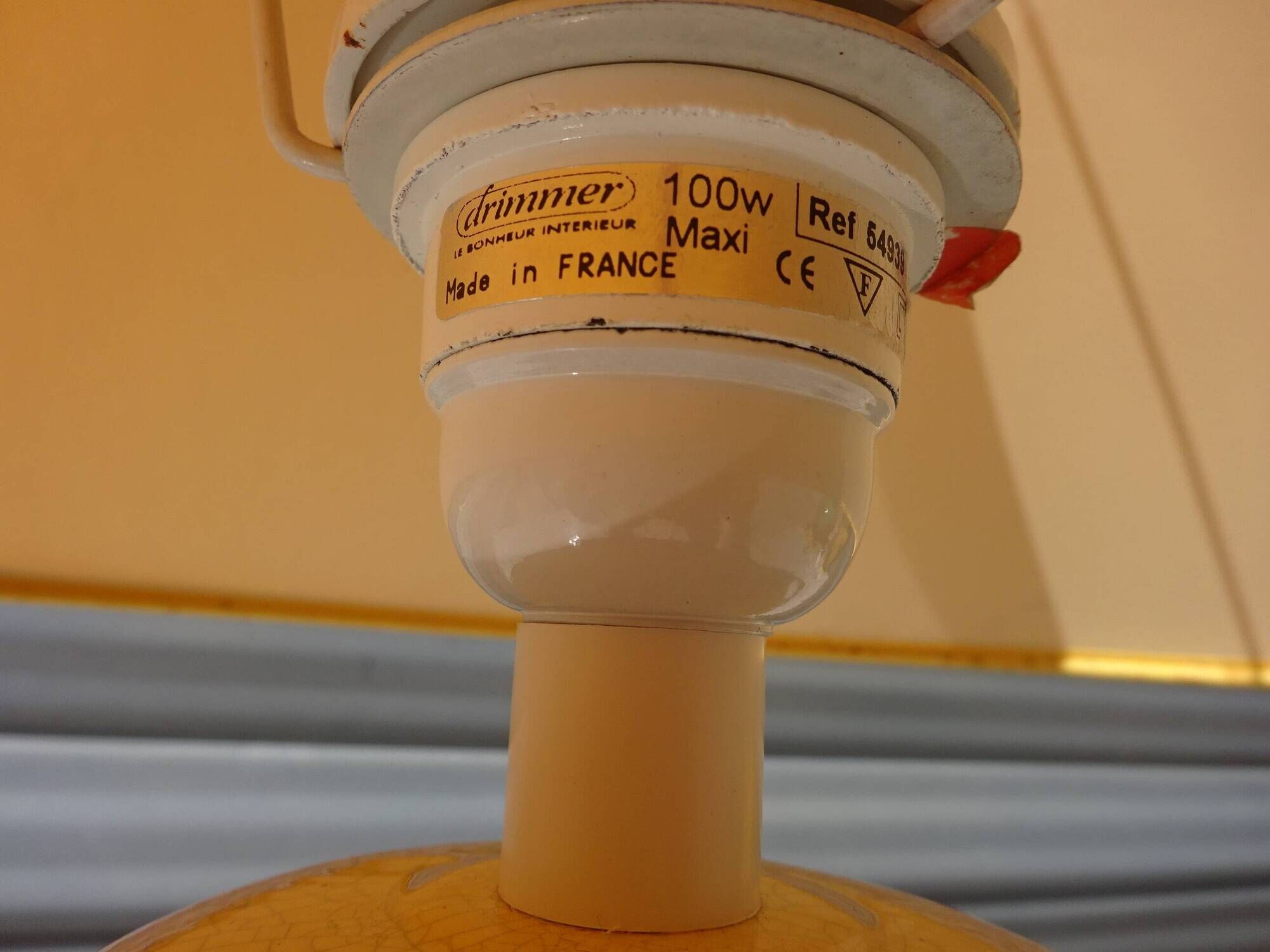 Large Drimmer living room lamp