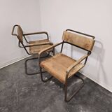 Paire de chaises B34 années 1950