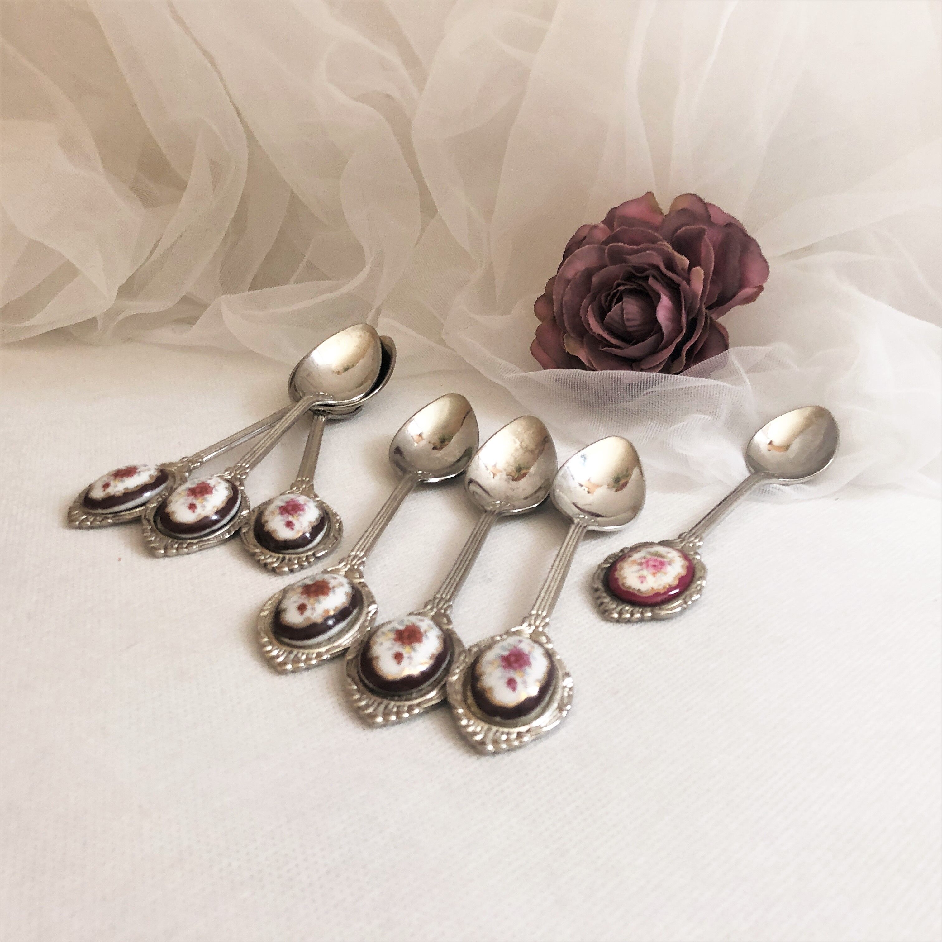 Set of 7 small dessert spoon or coffee with porcelain cabochon