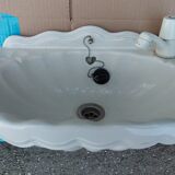 Shell washbasin old porcelain