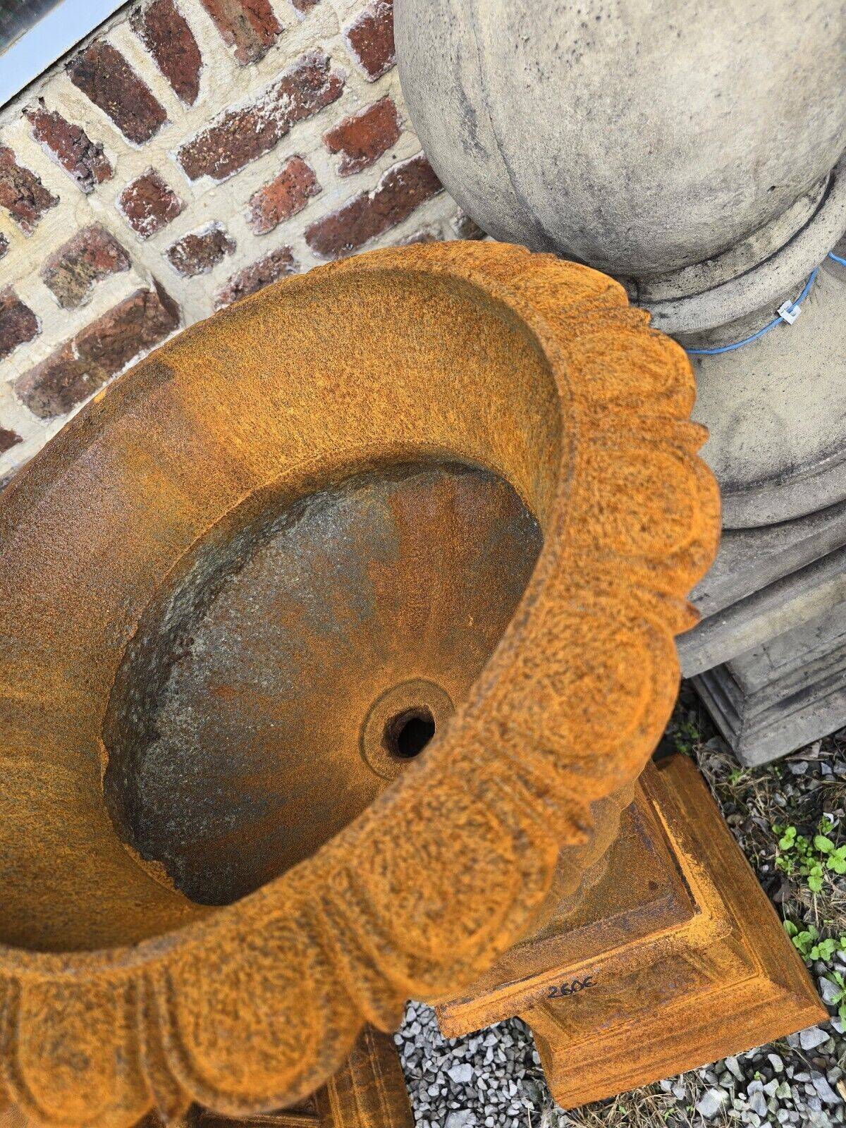 Cast iron medici vase
