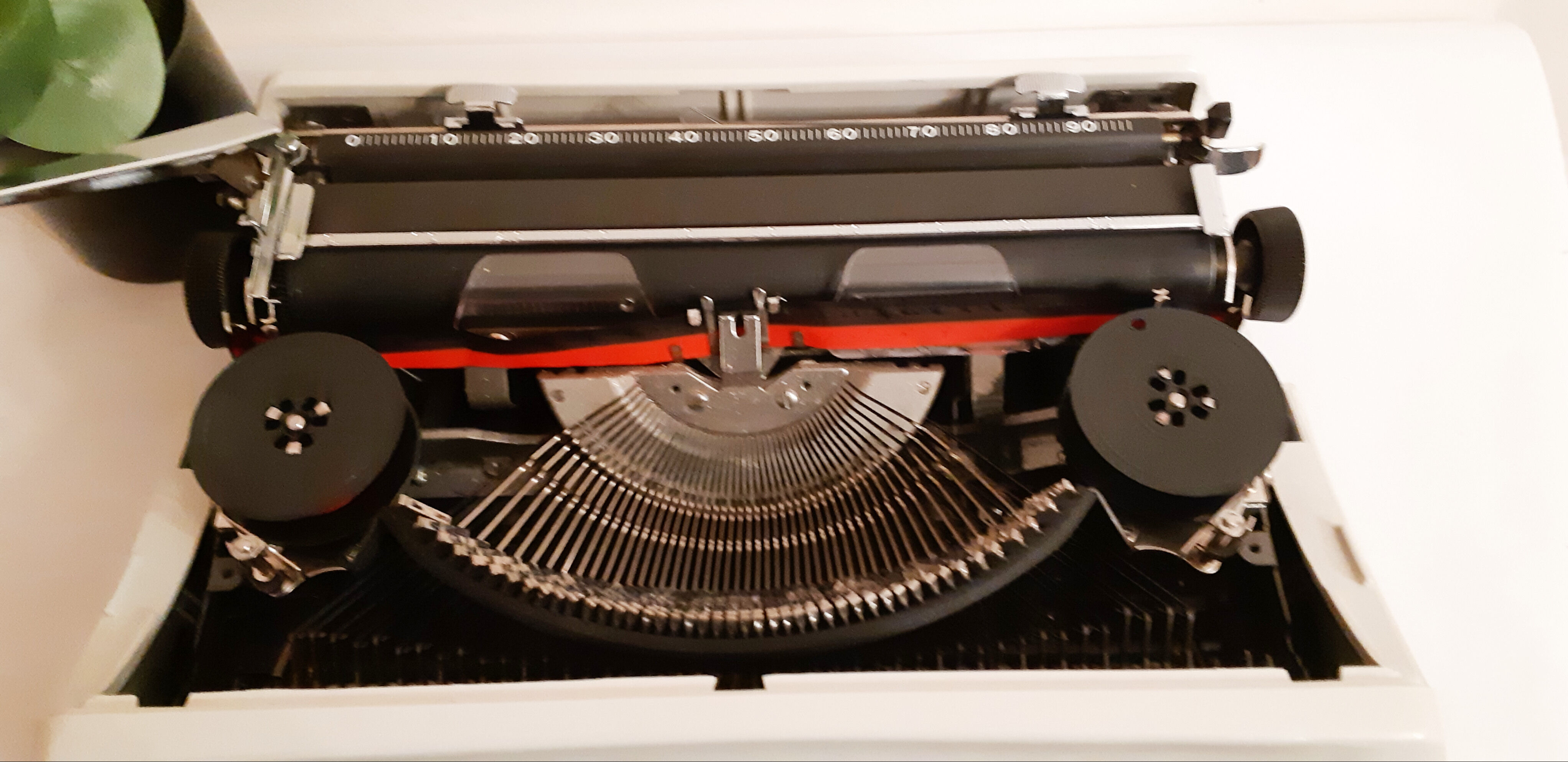 Hermes Baby S Functional Portable Typewriter