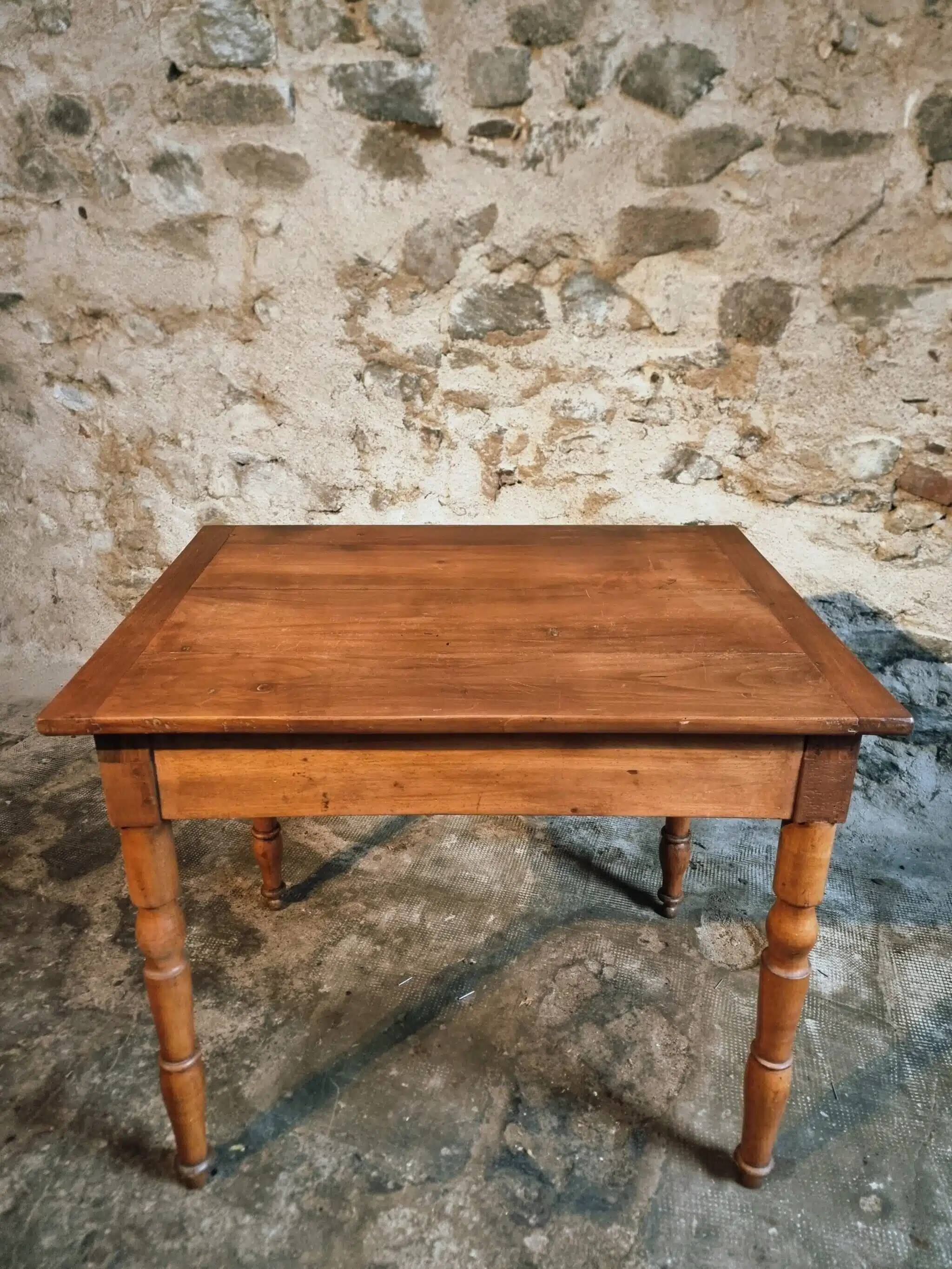 French vintage side table in cherry wood with a drawer.