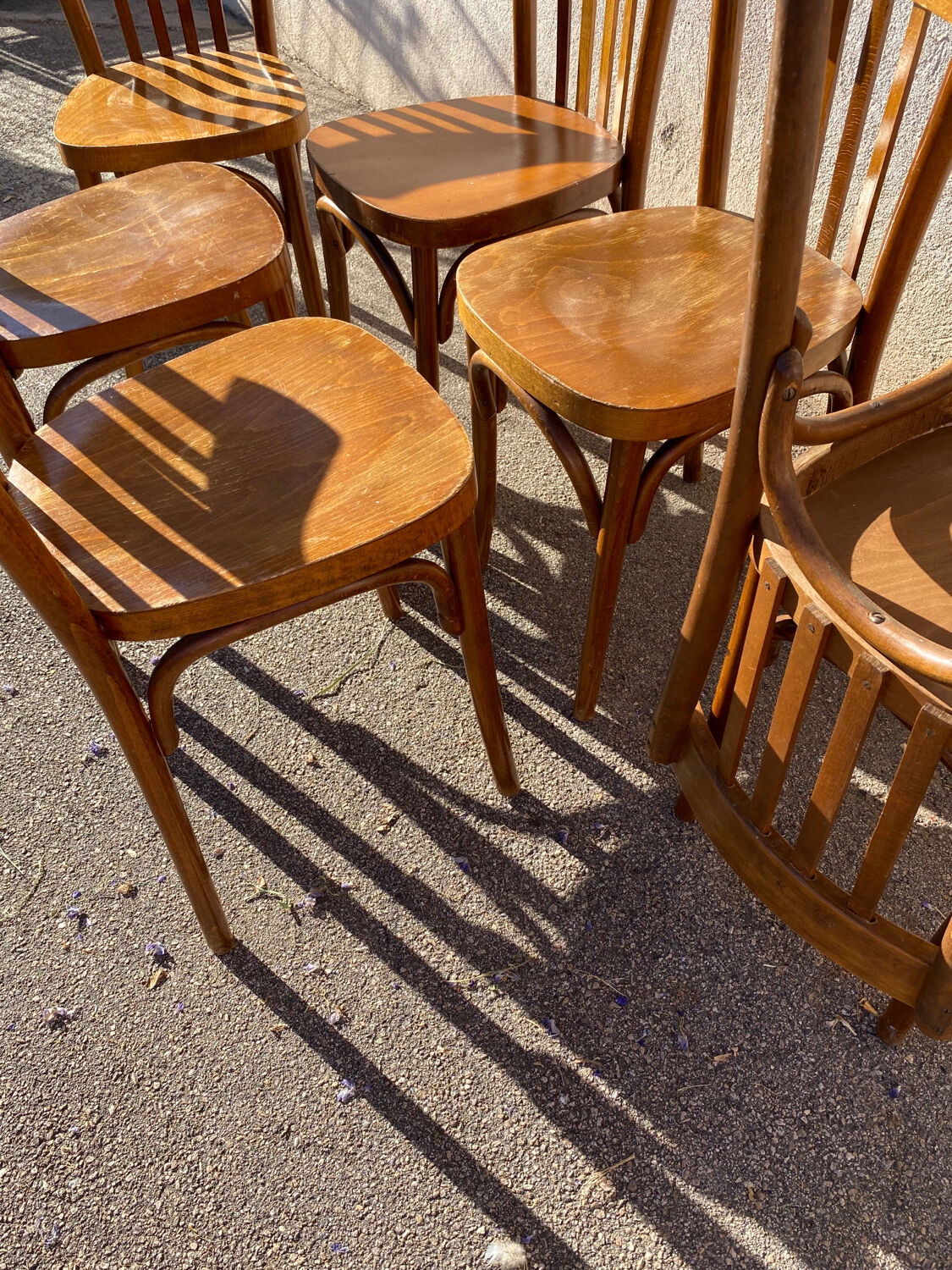 Set of 7 bistro chairs with curved backs