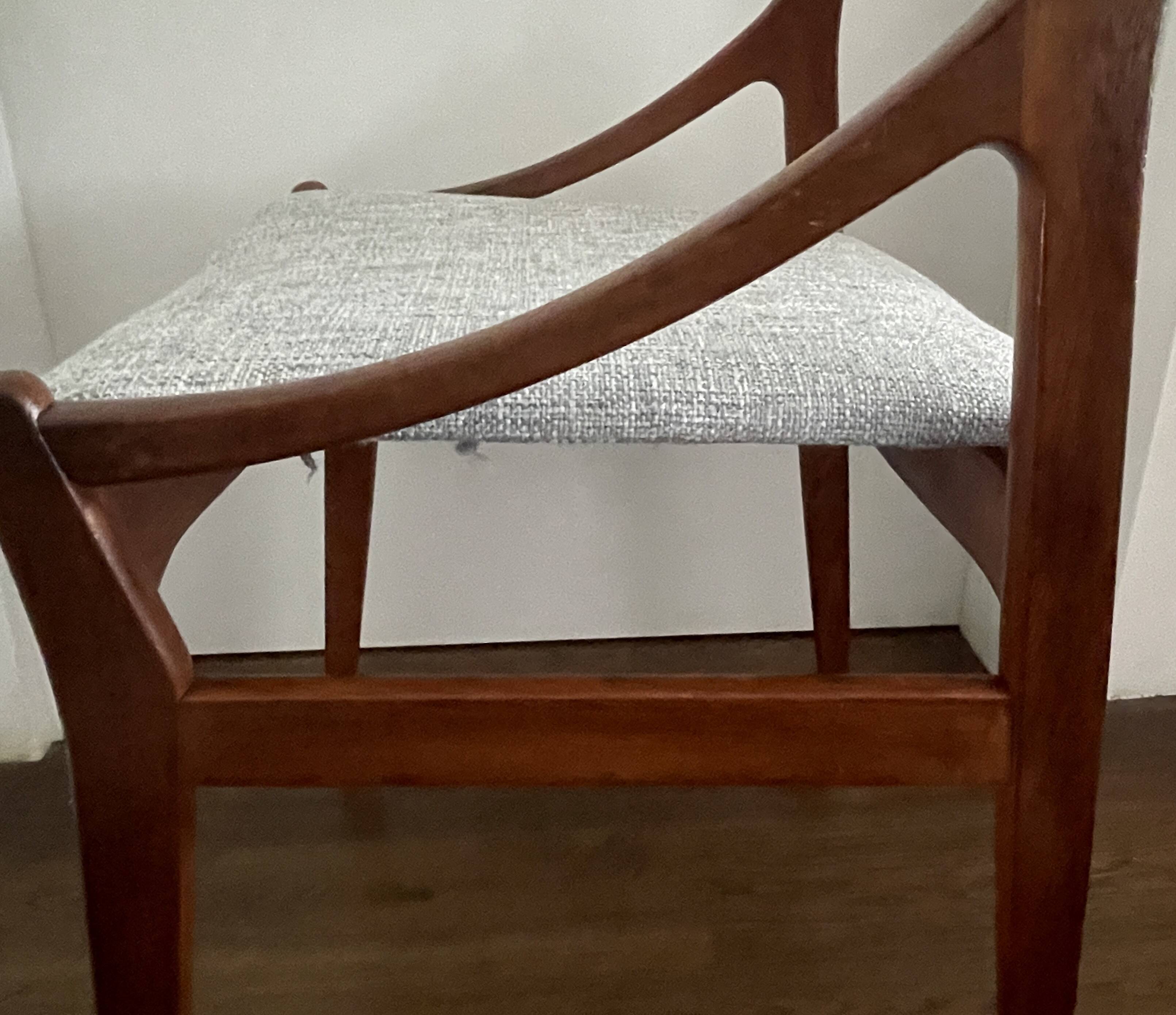 4 chaises danoises signées « Vestervig Eriksen- Made in Danmark"