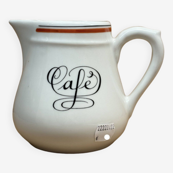 Auteuil porcelain milk jug