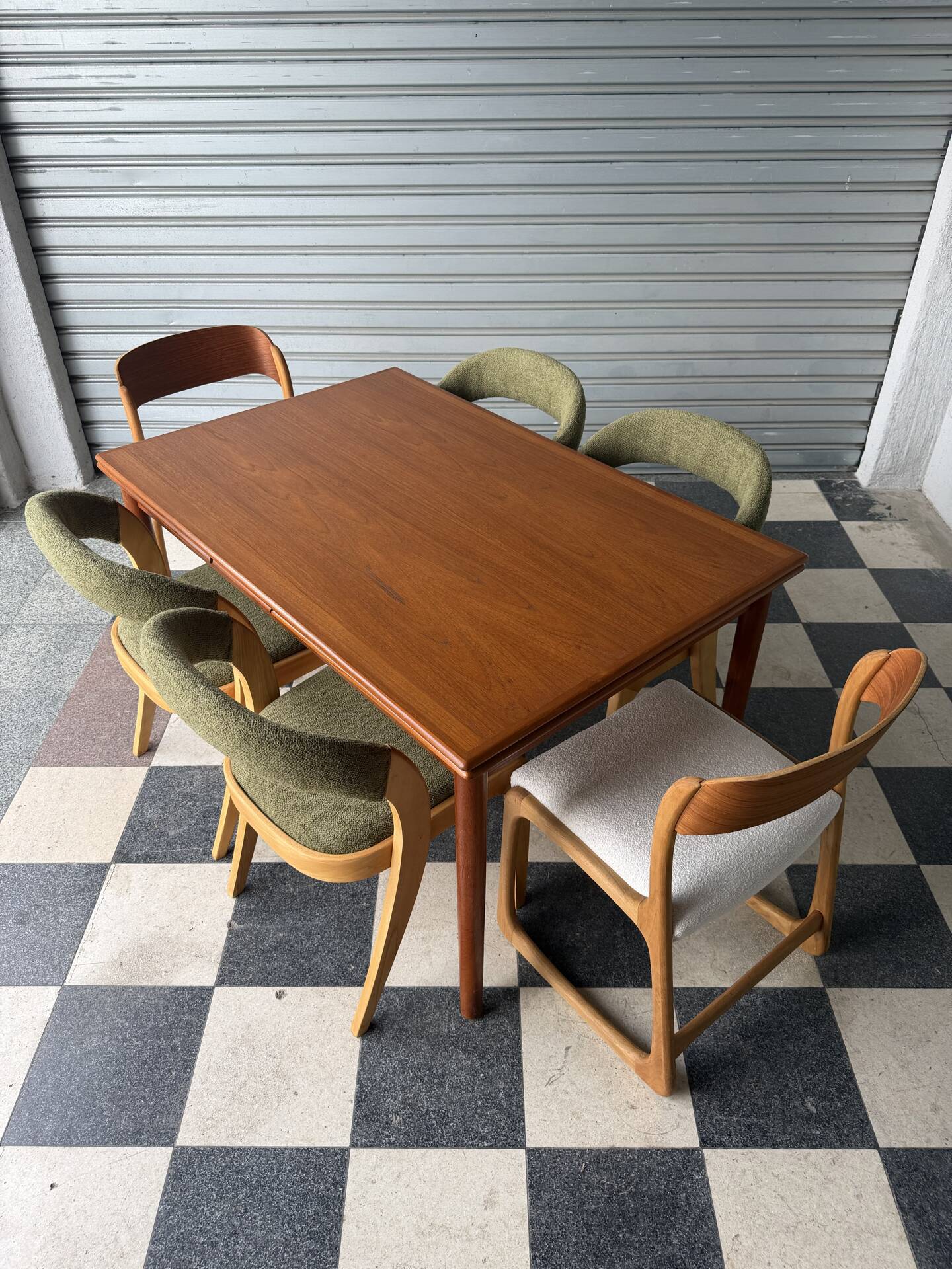 Table danoise en teck