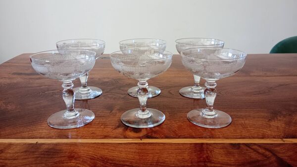 6 coupes à champagne en cristal de Baccarat