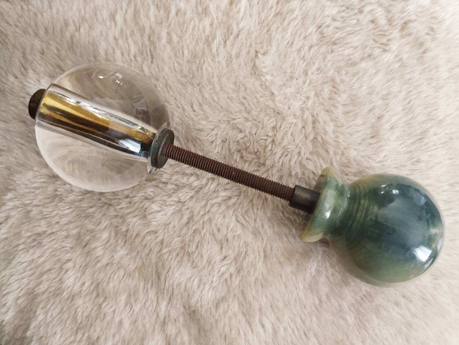 Poignée de porte ancienne verre jade et laiton