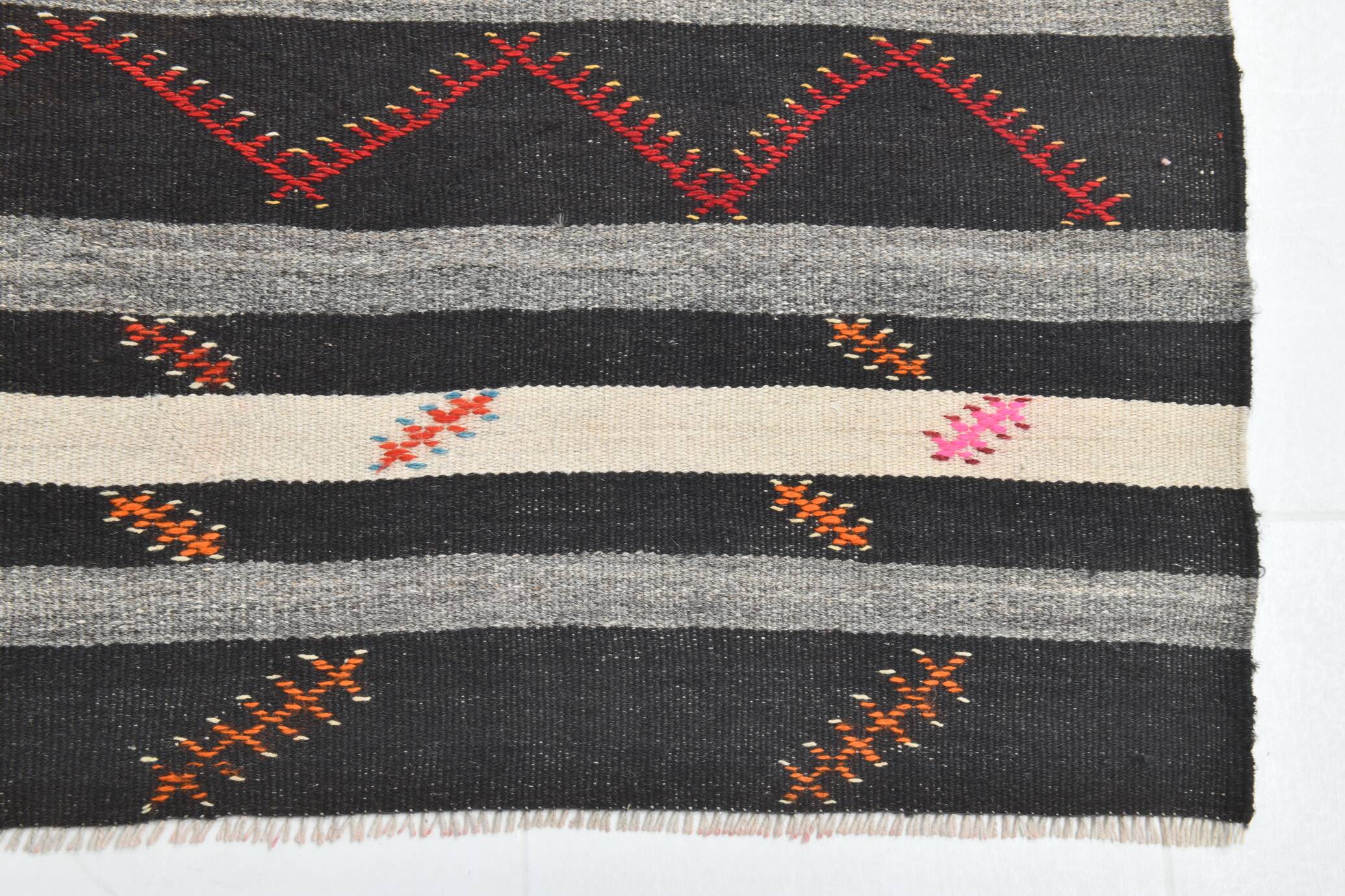 7x10 Black & Cream Large Vintage Kilim Rug, 204x300Cm
