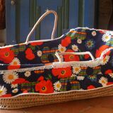 Wicker baby bassinet