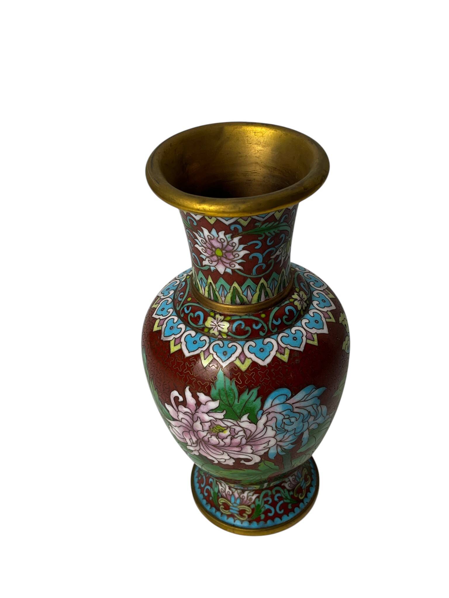 Chine, vase en cloisonné chrysanthèmes début XXème