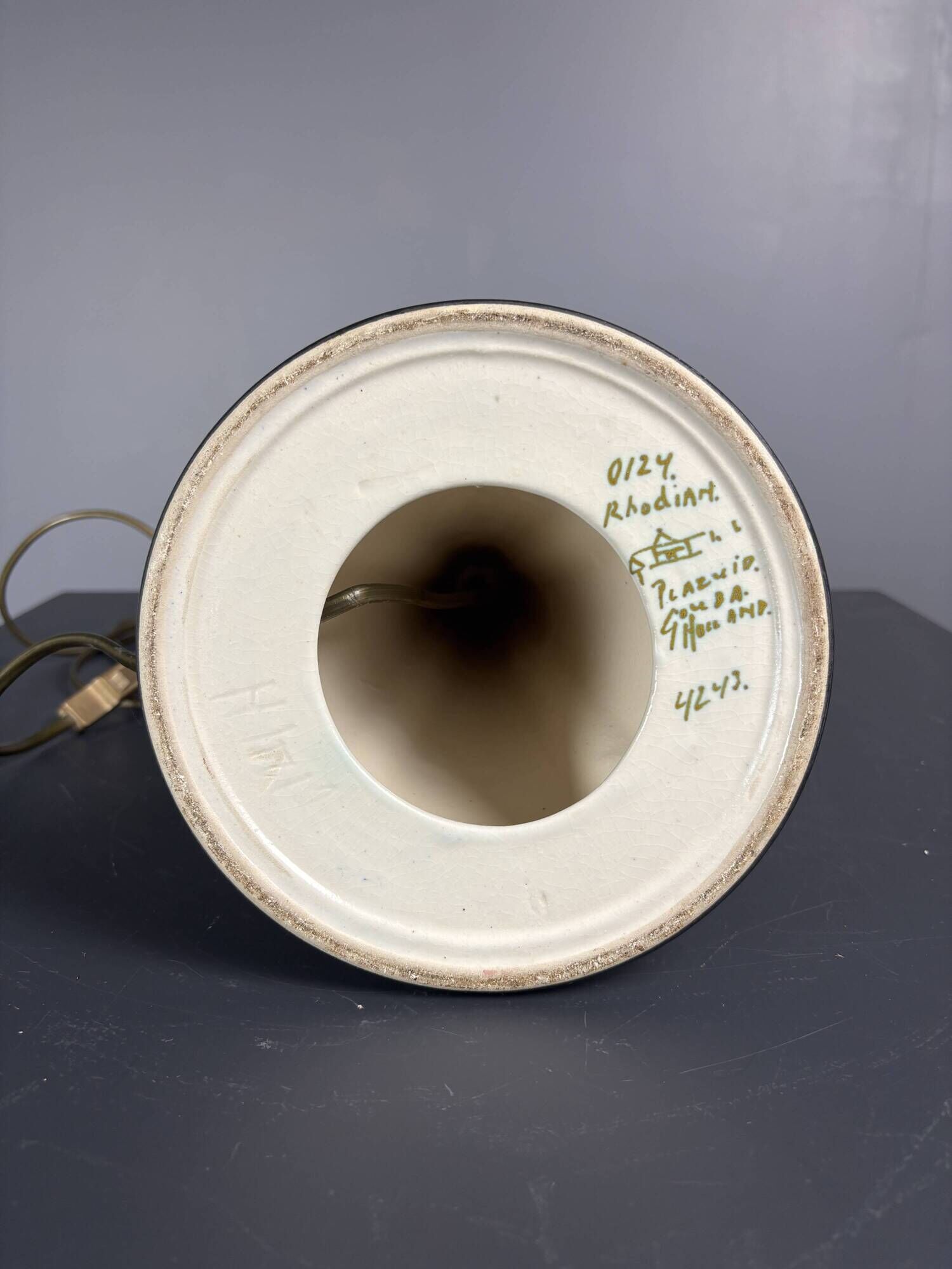 Dutch ceramic art nouveau Plazuid Gouda Pottery table lamp, 1920s