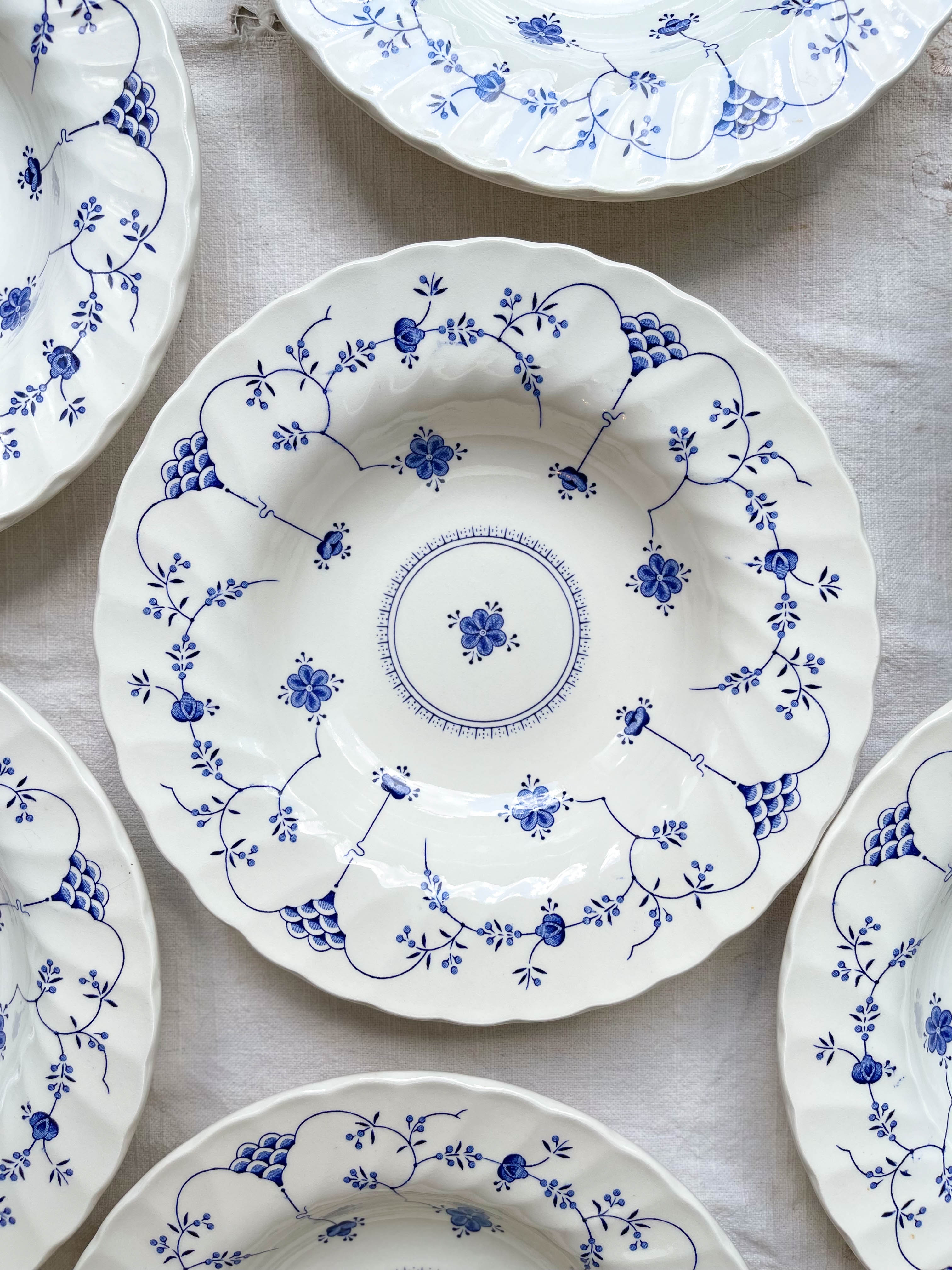 6 hollow plates myott staffordshire finlandia