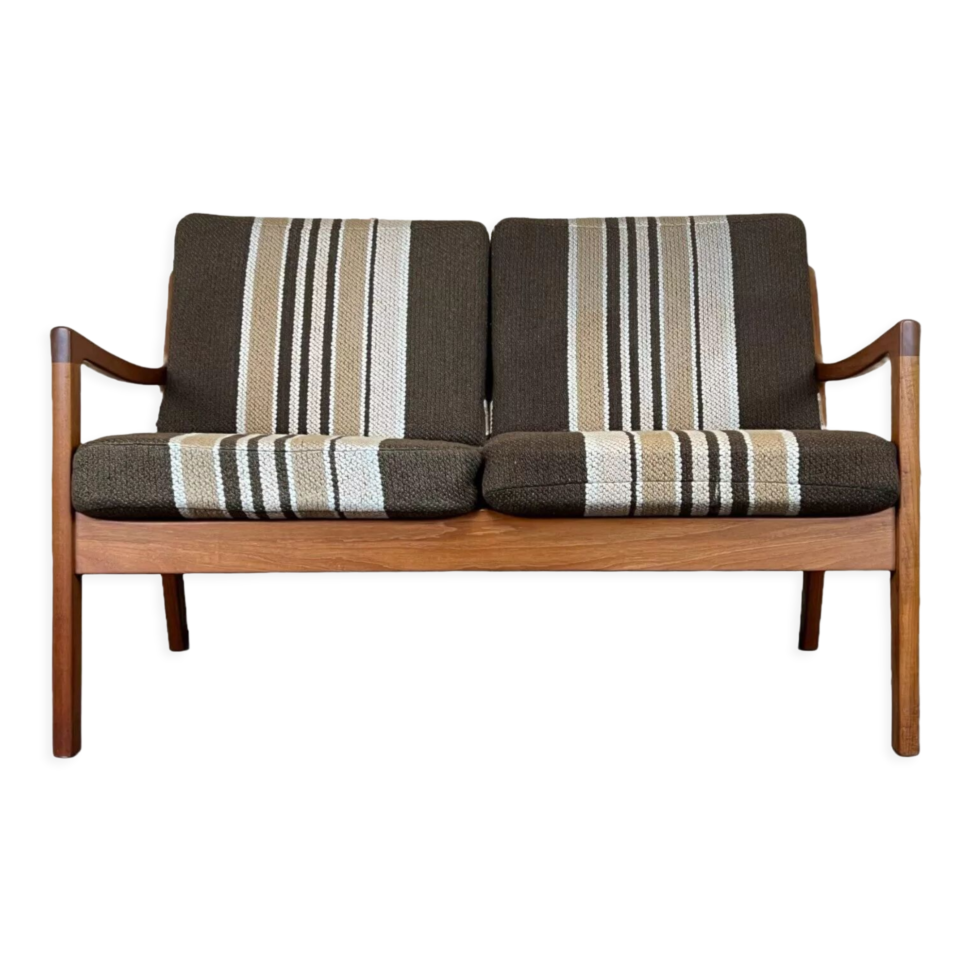 Two-seater canapé by Ole Wanscher, Cado, France & its Danish design, 60s 70s teak.